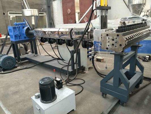 De compacte Machine van de het Schuimraad van Structuurwpc pvc met Dubbele Schroef
