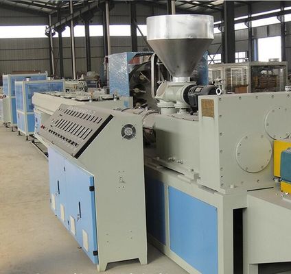 de machine van de de pijpproductie van pvc van 380V 50HZ voor de Landbouw, tweelingmachine van de schroefextruder