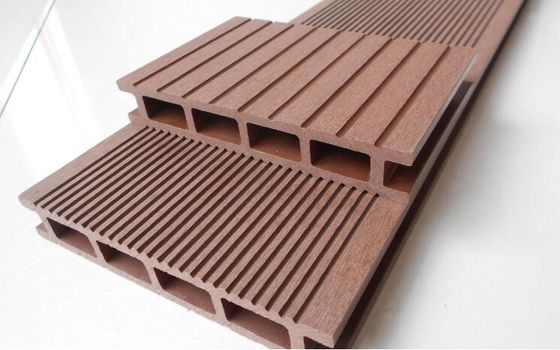 Goede prijs. Pvc-van de het Schuimmachine van het Dakpolyurethaan de Houten Pallet voor Buidling-Reclame online