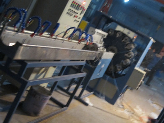 Goede prijs. Lijn van de de Pijpuitdrijving van pvc de Vezel Versterkte Plastic met Hoge snelheidsextruder online