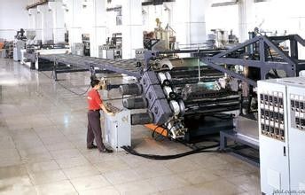 Goede prijs. van de het Schuimraad van pvc van 380V 50HZ de Uitdrijvingsmachine, Plastic Raadsproductielijn online