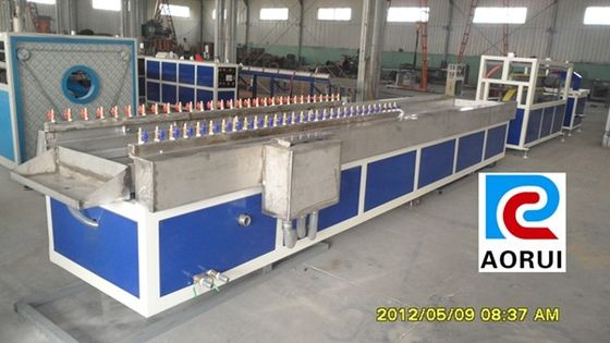 Goede prijs. WPC-de Uitdrijvingslijn van het Kabinets Plastic Profiel, WPC-de Productiemachines van het Bankprofiel online
