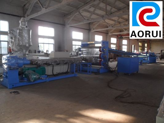 PLC-controle PVC-meubelplaten productielijn 1220mm PVC-schuimplaat productiemachine