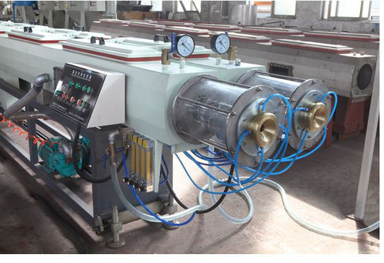 Goede prijs. PLC van de de Pijpuitdrijving van controlepvc Plastic van de de Lijn Dubbele Schroef de Extrudermachine online