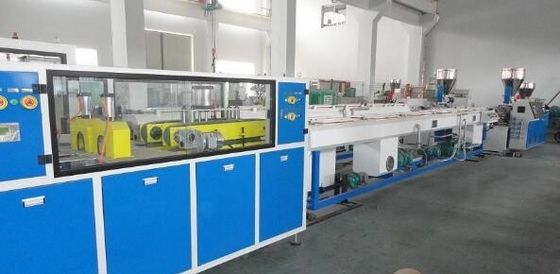 Goede prijs. Plastic Dubbele Pijp die Machine/pvc maken Tweeling de Uitdrijvingsmachine van de Schroefpijp online