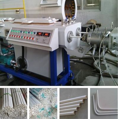 Goede prijs. PLC Extruder van de Controle de Tweelingschroef, 1663mm Machine van de de Pijpuitdrijving van Pvc de Tweeling online