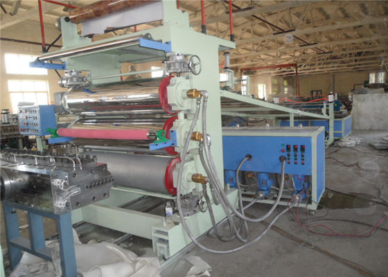Goede prijs. Volledig Automatische pvc-de Machine500kg/h 1250mm Breedte van de Schuimraad online