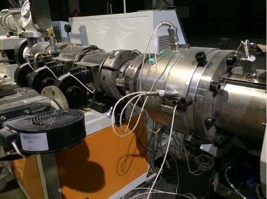 Goede prijs. Van de Lijnpvc van de twee Schroef de Plastic Uitdrijving Machine van de de Pijpextruder voor Drainage online