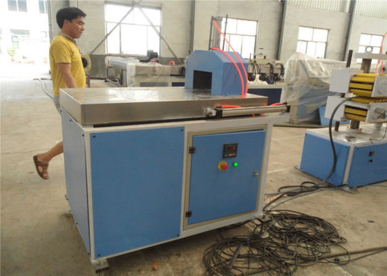 Goede prijs. de Machine van de het Profieluitdrijving van 50HZ WPC, Deur en Extruder van het Raamkozijn de Plastic Profiel online