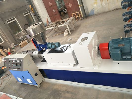Goede prijs. 38CrMoAl Schroefvat Plastic Granules Machine Met Inverter Drive System En Dubbele Schroef Ontwerp online