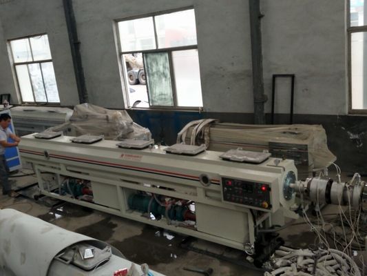 Van de de Pijpuitdrijving van pvc UPVC CPVC de MachineRioolbuis/van de Rioleringspijp Productielijn