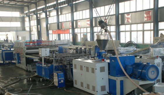 Goede prijs. Dubbele de Raadsproductielijn van het Schroefwpc Stoomschip, WPC-de Machines van de de Bouwraad van pvc online