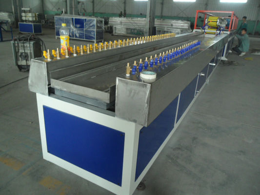 Goede prijs. Kegel Tweeling het Profielmachine van pvc van de Schroefextruder wpc voor Decoratie online