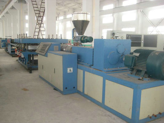 Goede prijs. Geluiddicht/niet - de Giftige van de het Schuimraad van pvc van WPC Celuka Machine 350kg/H online