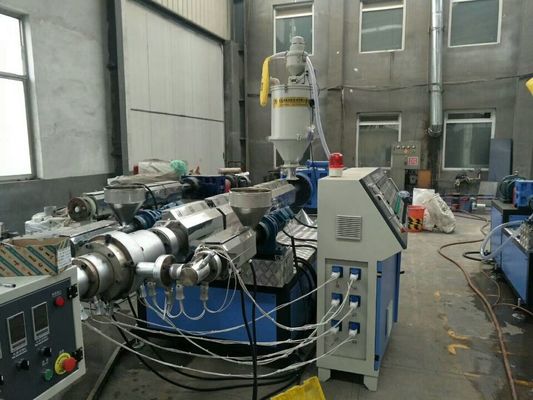 PE Plastic de Lijnhdpe van de Pijpuitdrijving Productiemachine met Enige Schroefextruder