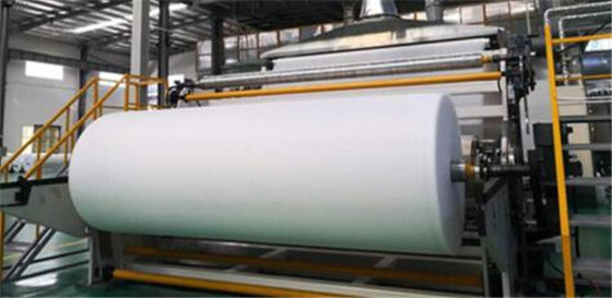 Goede prijs. 50 extrudersmelting Geblazen Machine 600mm Breedtepp Nonwovens Stoffenmachine online