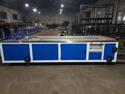Goede prijs. het Profielproductielijn van 380V 22kw 150kg/H UPVC WPC online