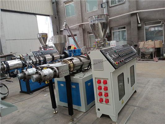 Dubbele Plastic de Extrudermachine 10m Min Hauling van Holtepvc