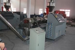 Goede prijs. Hydraulisch Automatisch Plastic pvc van de Korrelsmachine Kegel voor Heet Knipsel online